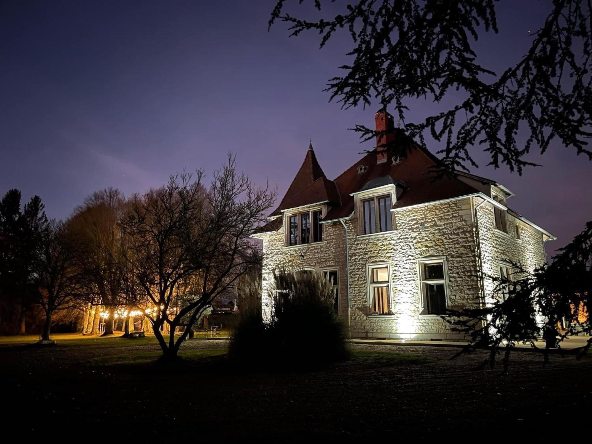 Chambres Au Chateau Du Mouillat Saint-Clair-de-la-Tour エクステリア 写真